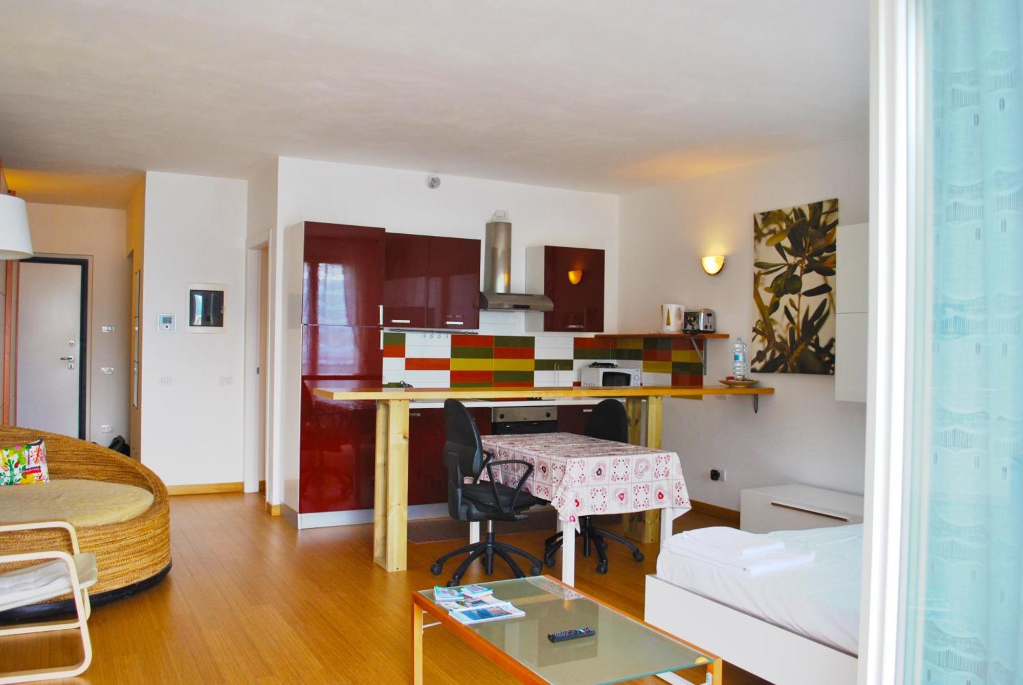 Studio Apartment Open Space With Terrace Argegno Extérieur photo